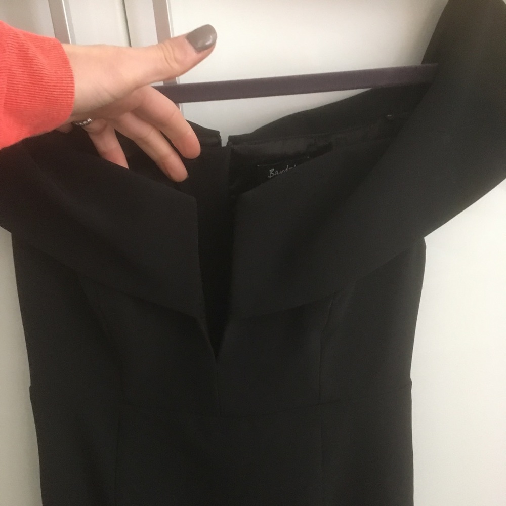 Bardot off-the-shoulder fitted black dress - Picture 3 of 7
